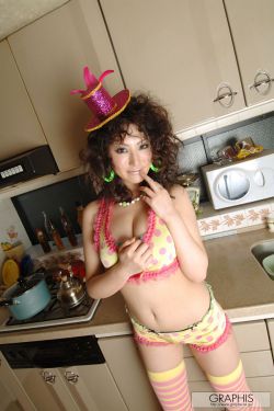高官母女蠕动着大龟头